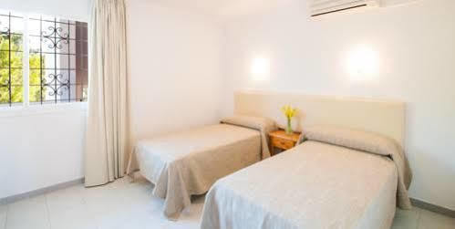 Sunset Oasis Ibiza (Adults Only) Hotel San Antonio  Bagian luar foto
